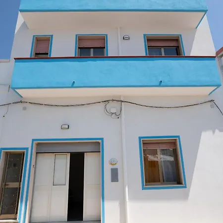Casa Lu Paparoni 1 A 130 Mt Dalla Specchiarica Di San Pietro In Bevagna Prázdninový dům