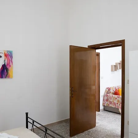 Casa Lu Paparoni 1 A 130 Mt Dalla Specchiarica Di San Pietro In Bevagna *