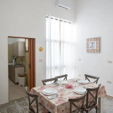 Casa Lu Paparoni 1 A 130 Mt Dalla Specchiarica Di San Pietro In Bevagna Prázdninový dům *