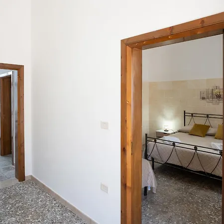 Casa Lu Paparoni 1 A 130 Mt Dalla Specchiarica Di San Pietro In Bevagna *